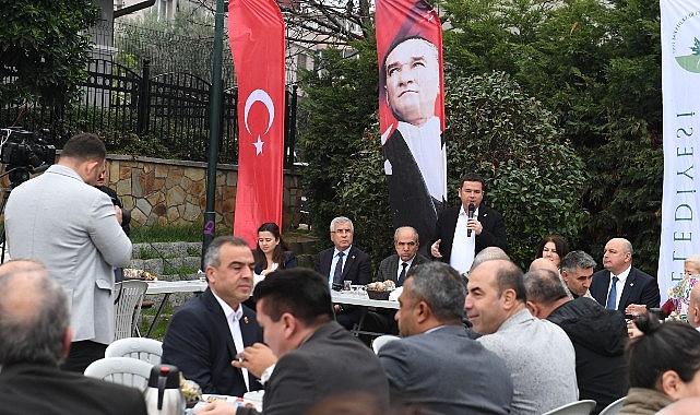 Başkan Erkan Aydın Yenibağlar Mahallesini ziyaret etti Başkan Erkan Aydın Yenibağlar Mahallesini ziyaret etti