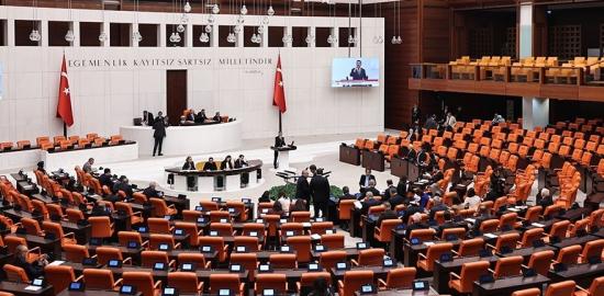 Emeklilerin yaşam koşullarının araştırılması önerisi AK Parti ve MHP oylarıyla TBMM’de reddedildi