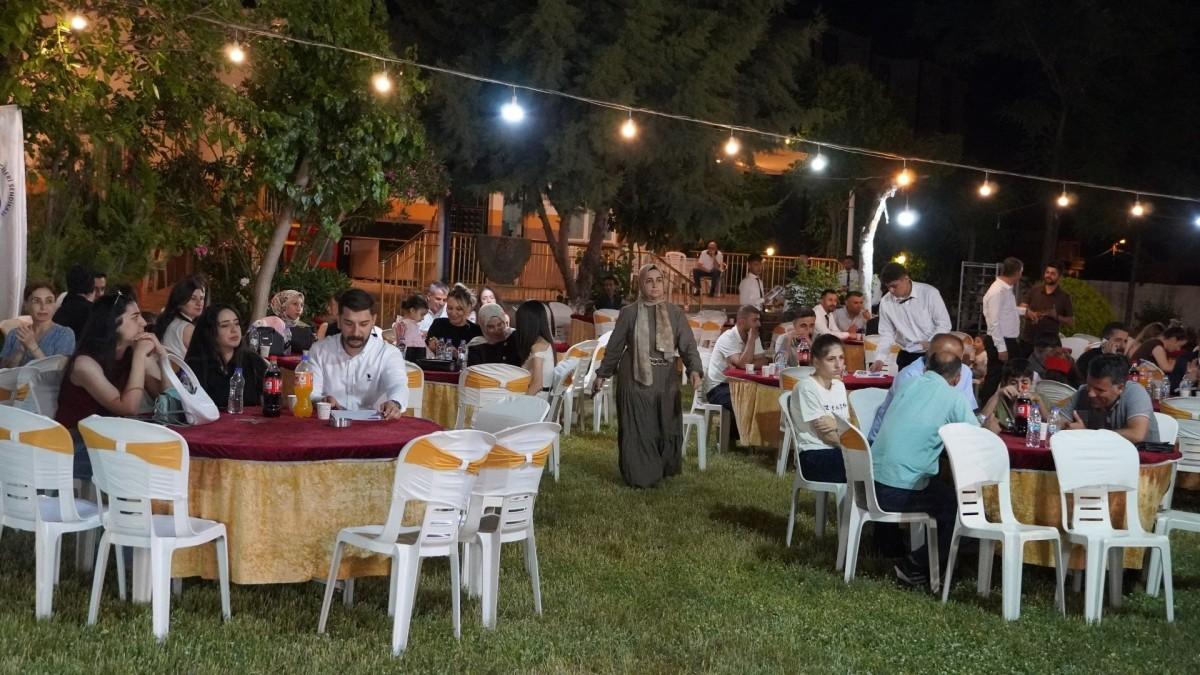 SES Adıyaman Şubesi ‘Dayanışma Gecesi’nde sağlık emekçilerinin sorunları gündeme taşındı - Videolu Haber