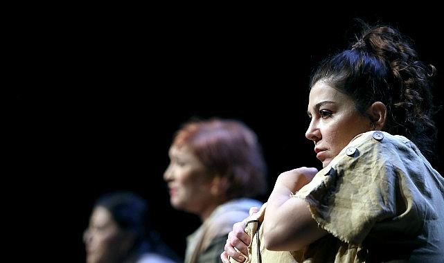 Üç Kuşağın Hikâyesi “Sen İstanbul'dan Daha Güzelsin" Manisa'ya Konuk Oluyor