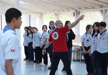 Büyükşehir izcileri kaynaşma kampında buluştu