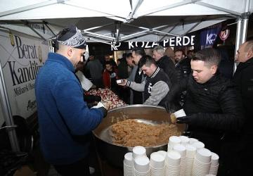 İnegöl Belediyesi'nin Kandil Geleneği Lazlar Camii'nde Devam Etti