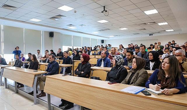 "KTO Karatay Üniversitesi'nde İhracat Uzmanlığı Eğitim Programının Kapanış Oturumu Gerçekleşti"