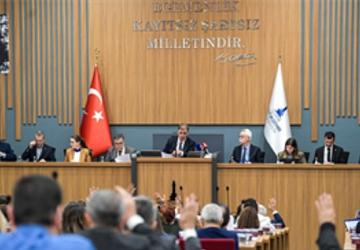 Başkan Tugay'dan onay bekleyen kredi yorumu