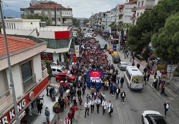 Buca'da 23 Nisan coşkuyla kutlandı