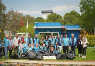 İzmir'de ortak yaşam alanlarında örnek dayanışma