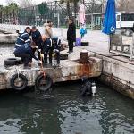 Körfez'de deniz dibi araç lastiğinden temizlendi