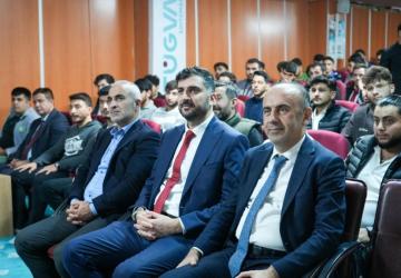 Adıyaman Üniversitesi Rektörü Mehmet Keleş, TÜGVA öğrencileriyle buluştu