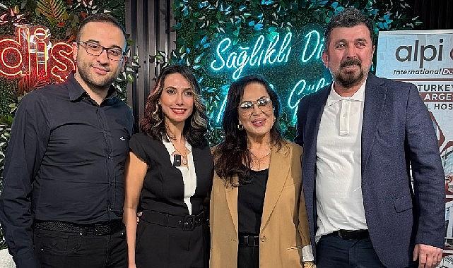 Türk sinemasının sultanı Türkan Şoray'dan Alpi Diş Hastanesine anlamlı ziyaret