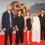 Altın Portakal'da İlk Gala: “Gelin Takımı 2" Ekibiyle Birlikte Seyirci Karşısındaydı Altın Portakal'da İlk Gala: “Gelin Takımı 2" Ekibiyle Birlikte Seyirci Karşısındaydı