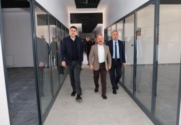 Vali Varol, Adıyaman Üniversitesi Teknokent’te incelemelerde bulundu