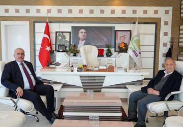 Milletvekili Özhan, Adıyaman OSB’de incelemelerde bulundu