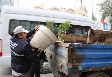 Edremit'te kaldırım işgalleri sona eriyor