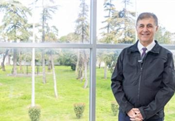 Başkan Tugay'dan Kültürpark'a yeni kütüphane müjdesi