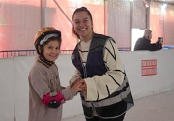 Öğrenciler buz pistinde buluştu