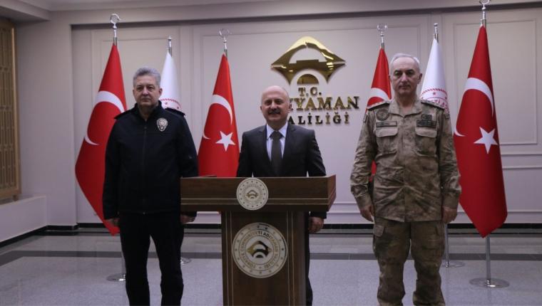 Vali Varol, Adıyaman’da son bir aylık güvenlik verilerini açıkladı: 562 aranan şahıs yakalandı - Videolu Haber