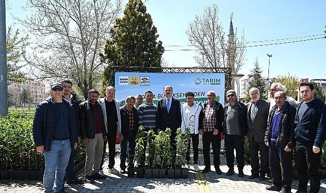 Başkan Altay: “Toprağı Emekle Yoğuran Tüm Çiftçilerimizin 14 Mayıs Dünya Çiftçiler Günü'nü Kutluyorum"