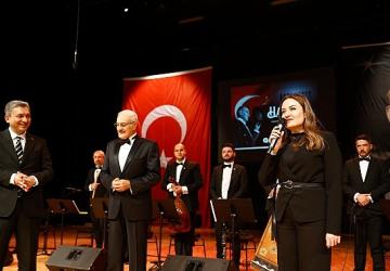 Büyükşehir Atatürk'ü “Hasret" konseriyle andı