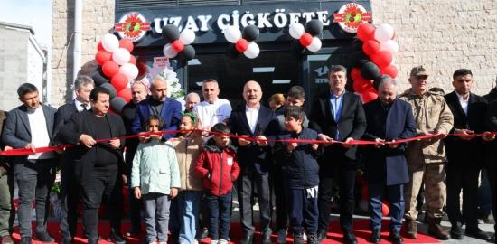 Adıyaman Atatürk Bulvarı Rezerv Alanı’nda Uzay Çiğköfte işletmesi açıldı