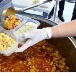 İznik Belediyesi'nden 365 Gün Sıcak Yemek Desteği