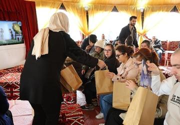 Gönüllerde Köprü Kuran Ziyaret