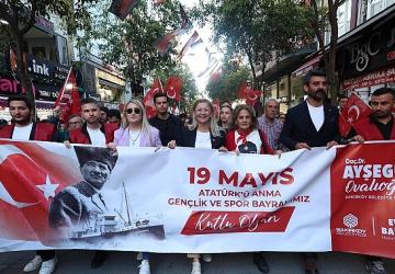 Bakırköy'de Pedallar Atatürk ve Türk Gençliği İçin Çevrildi