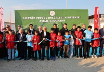 Adıyaman’da Amatör Futbol Kulüpleri Yerleşkesi hizmete açıldı