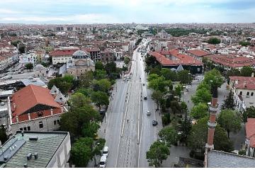 Başkan Altay Mevlana Caddesi'nde Yürütülen Çevre Düzenleme ve Meydan Yenileme Çalışmalarını İnceledi