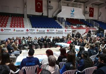 Aliağa Belediyesi Personelinden Başkan Serkan Acar'a Doğum Günü Sürprizi