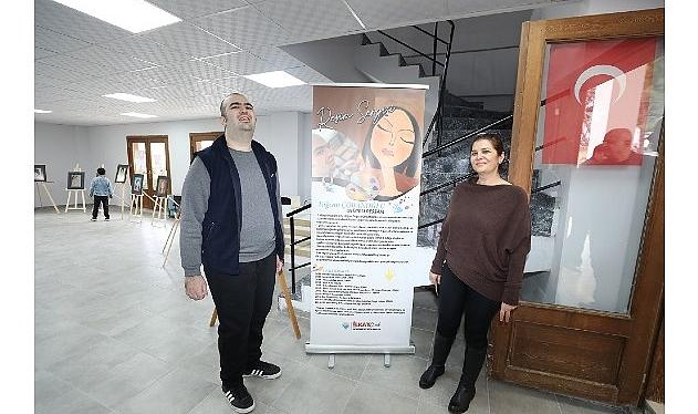 Menderes'te Otizmli Tuğcan'dan Resim Sergisi