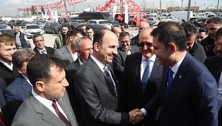 Bakan Kurum Konya'da TOKİ Konutları ve Yeni Sanayi Sitesi 3. Etabın Kura Çekim Programına Katıldı