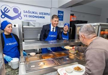 İzmir'de 25 liralık sofra