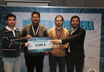 Genç yazılımcılardan Nilüfer'e dijital çözümler