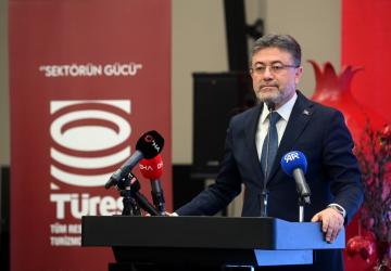 Bakan Yumaklı: ‘Üreticimizin Yanında Durmayı Sürdürüyoruz’