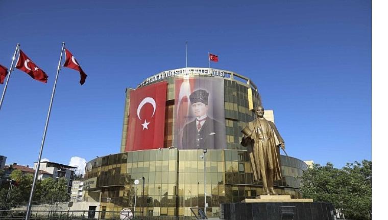 Başkan Çerçioğlu'nun Müjdesiyle Orta Mahalle'de Kentsel Dönüşümün 1. Etabı Başlıyor