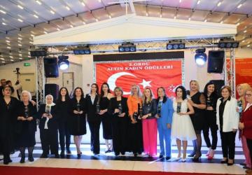 ASANART Derneği’nden anlamlı gece: 2. Ordu Altın Kadın Ödülleri sahiplerini buldu