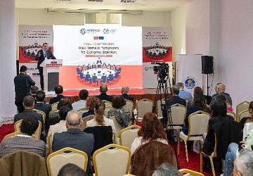 Yenişehir Belediyesi, Yerel Yönetimler Çalıştayı'na ev sahipliği yaptı