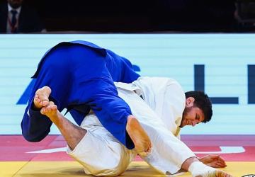 Tataroğlu'ndan Avusturya'da altın zafer