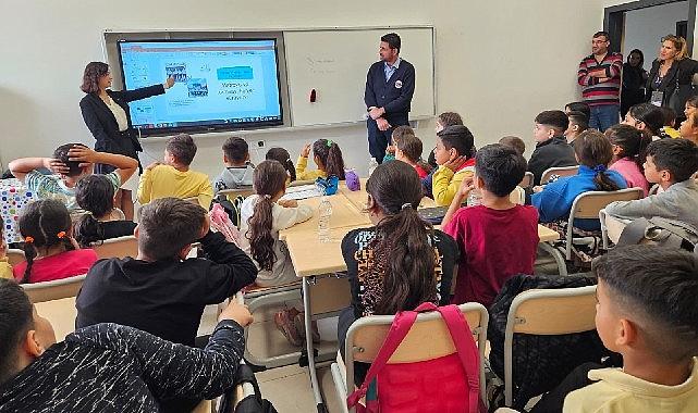 İzmir Metrosu'ndan öğrencilere metro ve tramvay eğitimi