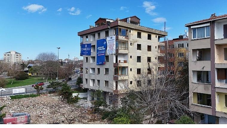 E Sınıfı Yüksek Riskli Binanın Yıkımı Gerçekleşti
