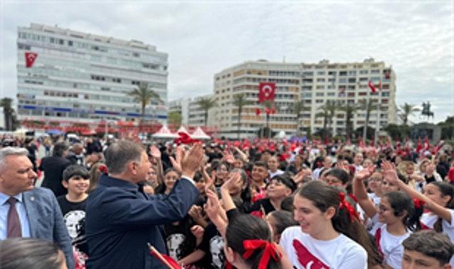 İzmir'de 23 Nisan coşkusu