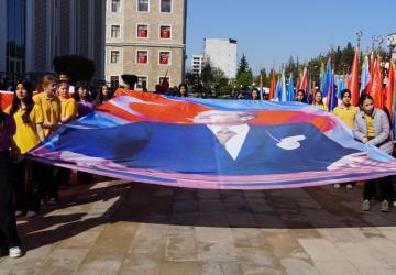 Adıyaman’da 23 Nisan etkinlikleri kapsamında çelenk sunma töreni gerçekleştirildi - Videolu Haber