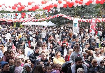 Kadıköy'de Parklar Çocuklarla Şenlendi