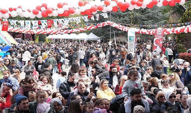 Kadıköy'de Parklar Çocuklarla Şenlendi
