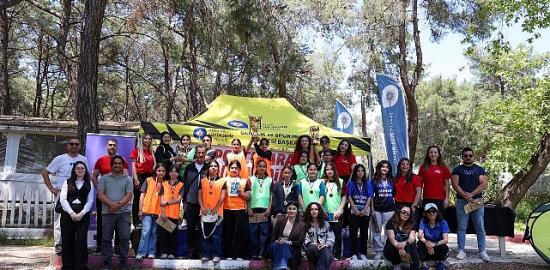 Antalya Büyükşehir Belediyesi'nden kız çocuklarına spor desteği