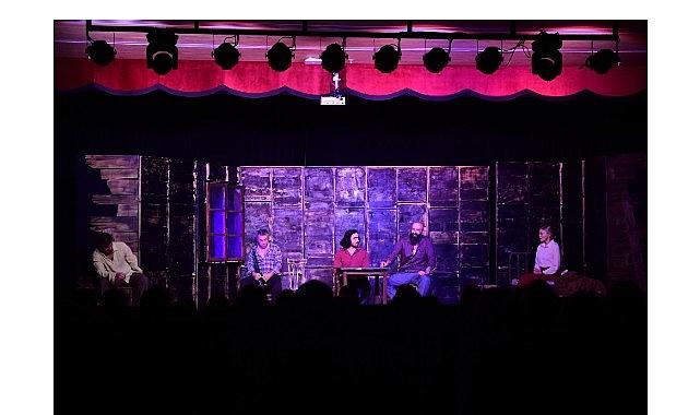 Osmangazi Belediyesi 'Duvarların Ötesi'ni Sanatseverlerle Buluşturdu