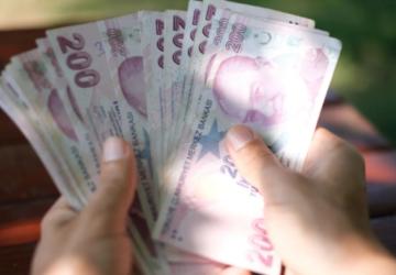 Kamu yöneticilerine seyyanen zam düzenlemesi TBMM’de geri çekildi