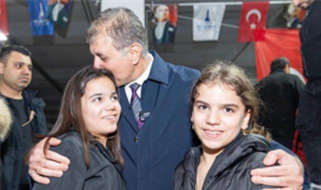 Başkan Tugay binlerce Bucalıyla ramazan sofrasında buluştu