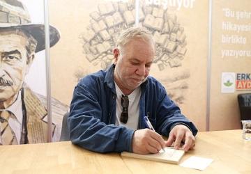 Osmangazi Belediyesi Sevilen Yazarları Okurlarıyla Buluşturuyor