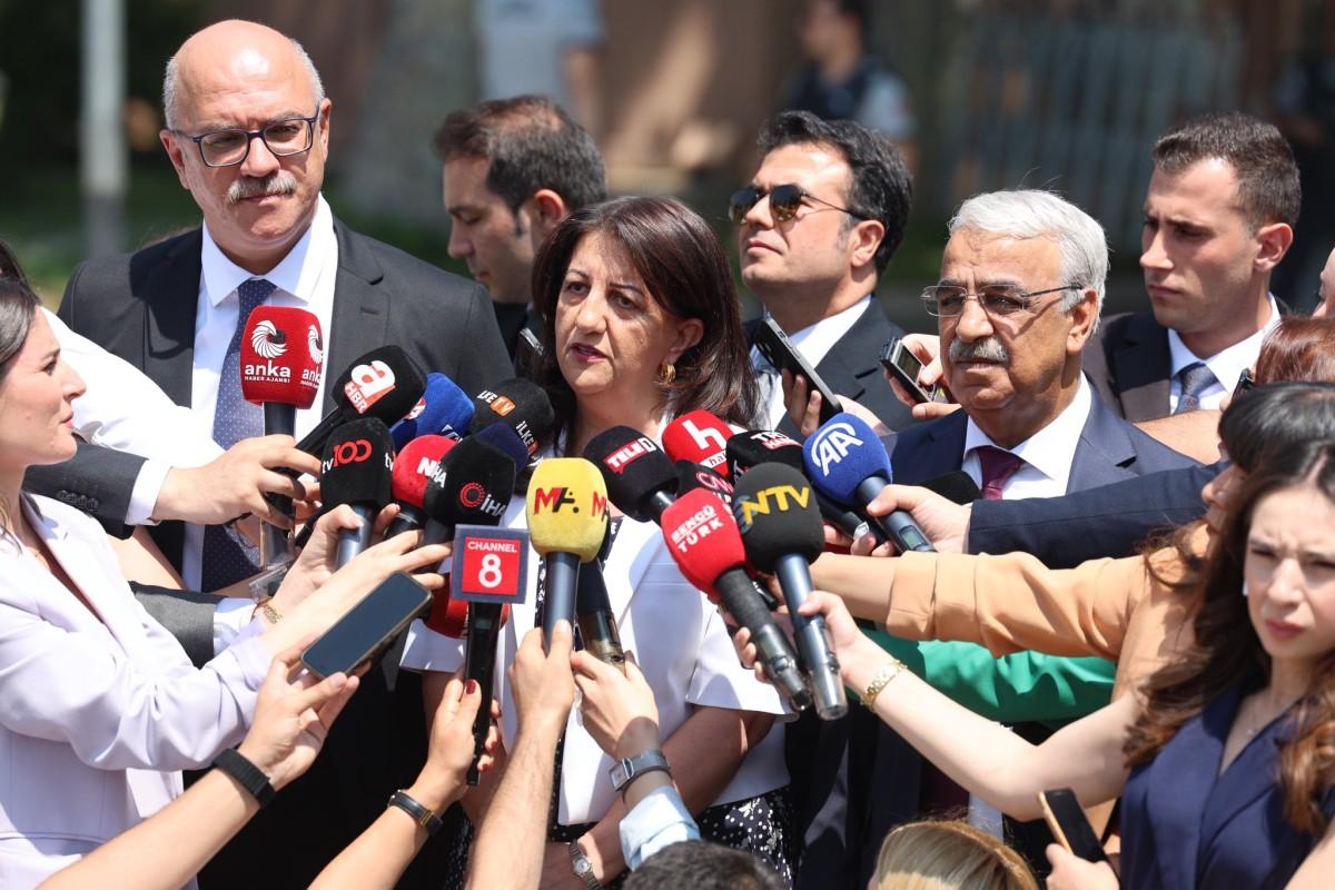 DEM Parti İmralı Heyeti Davutoğlu ile görüşecek, CHP randevusu ertelendi